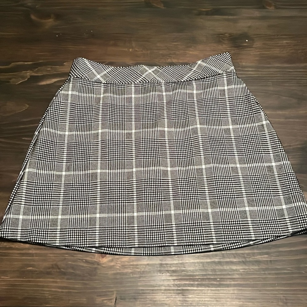 New Spanx plaid skort size M